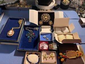 Large Vintage 1990s Avon Jewelry Collection, 15-Piece Lot, Cameo, Cross, Rings,
